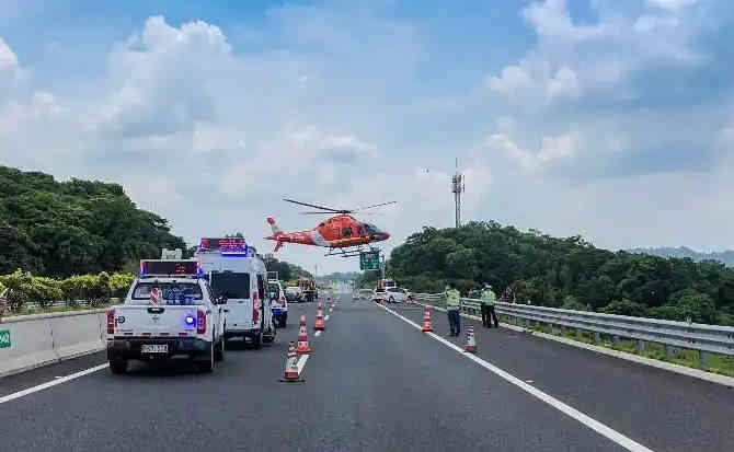 文山高速公路汽车救援案例